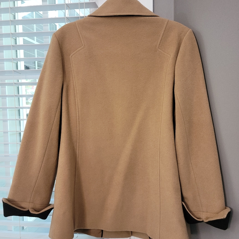 Coat - Picture 3 of 5
